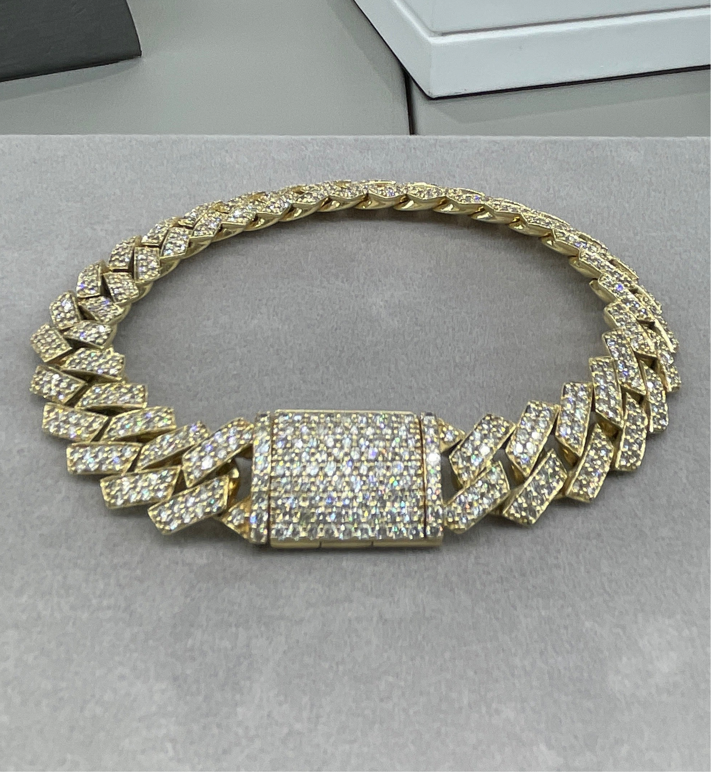 Bracelet Cuban 59g Gold 10k diamants Naturel 7ct