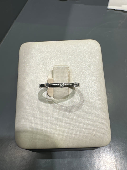 Bague en or 14K avec .12CT de diamants naturels