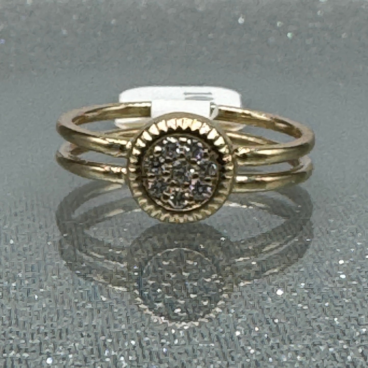 Cocktail 10K Yellow Gold Ring Diamond .13ct