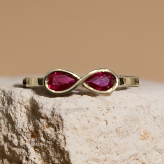 Infinity Synthetic Ruby 10K Yellow Gold Women Ring 1.28g